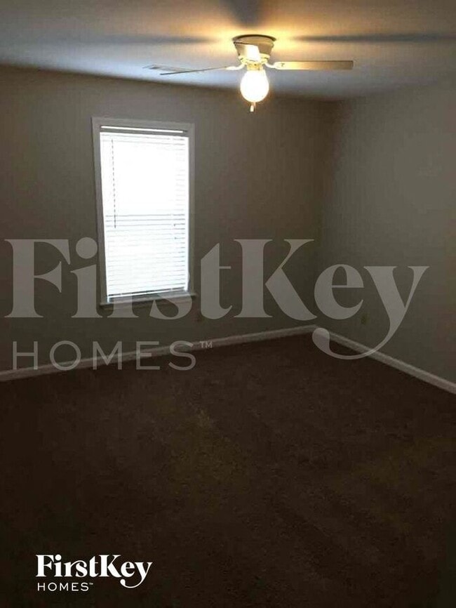 Building Photo - 8217 Rockbridge Rd