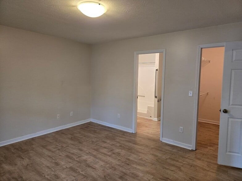 Building Photo - 39 Calloway Dr