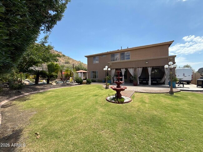 Building Photo - 3928 W Range Mule Dr
