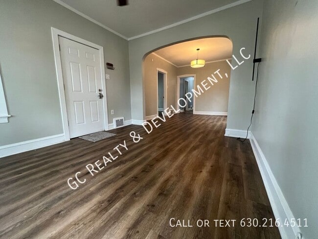 Building Photo - 4155 N Marmora Ave