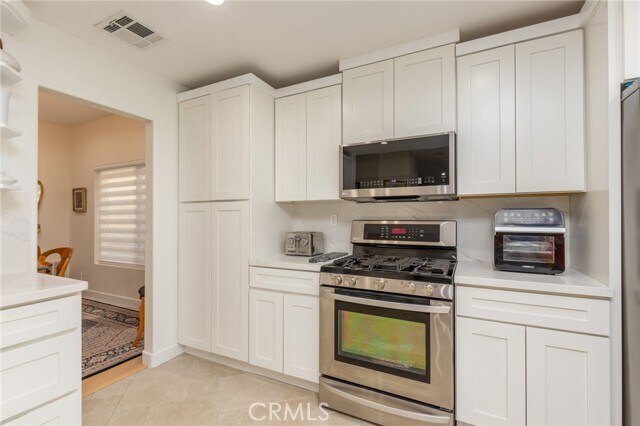 Building Photo - 15535 Mallory Ct