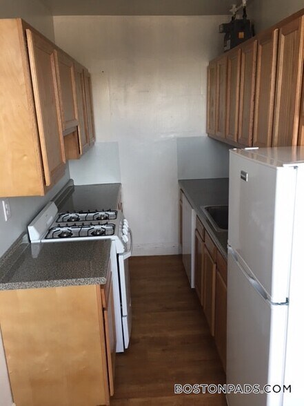 Building Photo - 1171 Boylston St