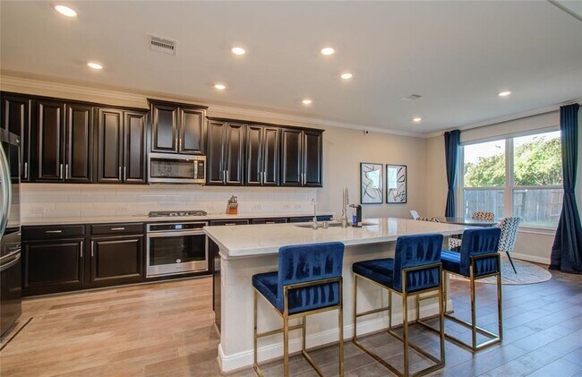 Building Photo - 4439 Rolling Field Ln