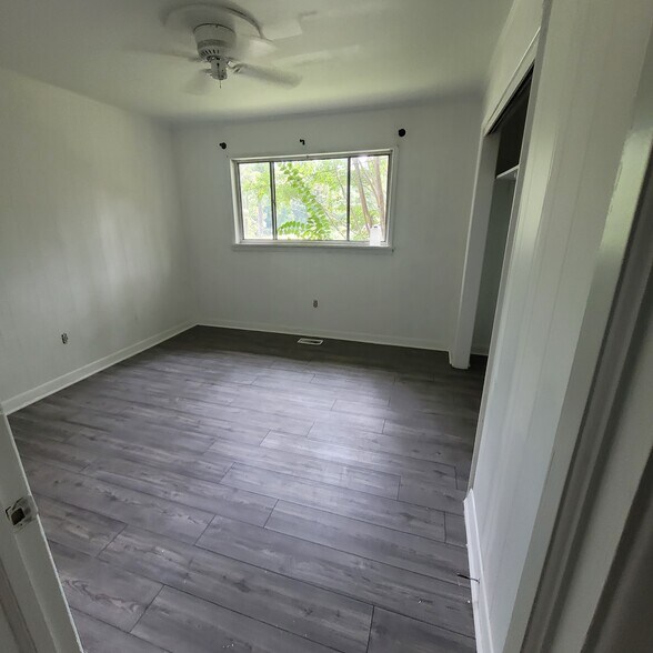 Bedroom two - 724 Elmwood Dr