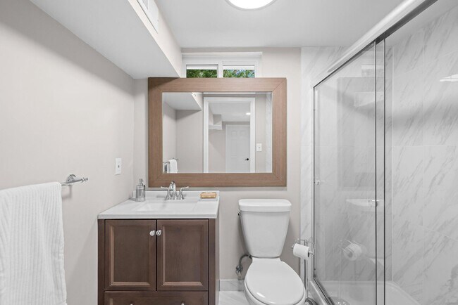 Building Photo - 6609 Heidi Ct