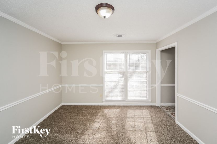 Building Photo - 6734 Amersham Dr