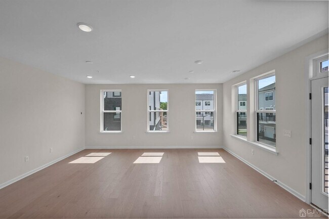 Building Photo - 204 Lyla Ln