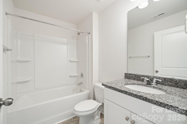 Building Photo - 1024 Arbury Way