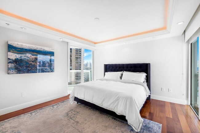 Building Photo - 19400 Turnberry Way