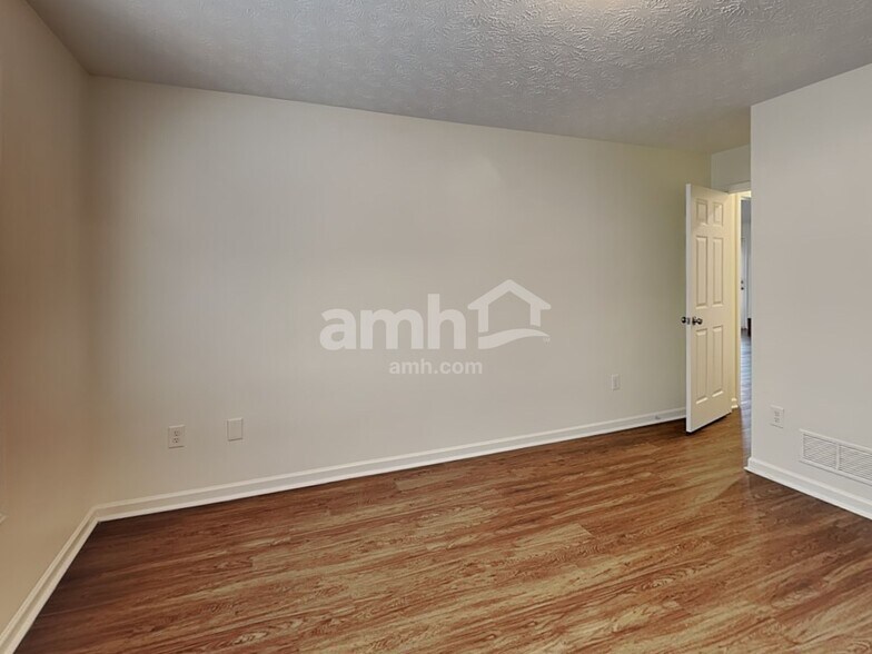 Building Photo - 1354 Webb Meadows Ct