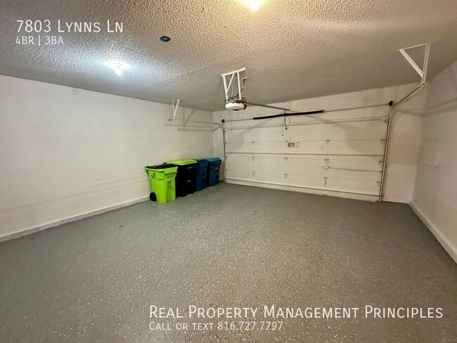 Building Photo - 7803 NW Lynns Ln