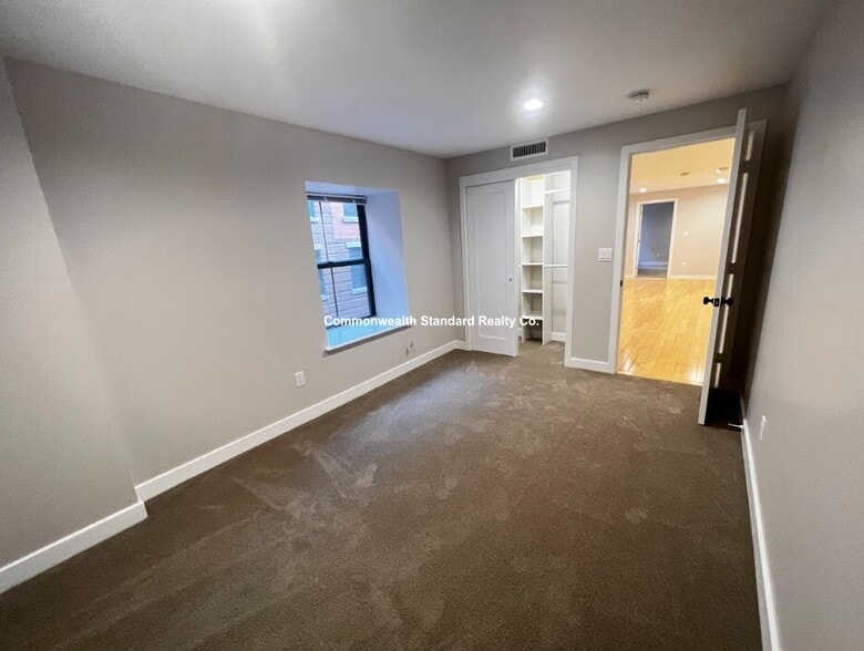 Building Photo - 1661-1663 Washington St. Unit 206
