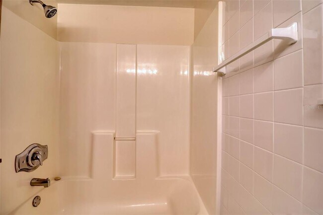 Building Photo - 4845-4825 25th Ave N