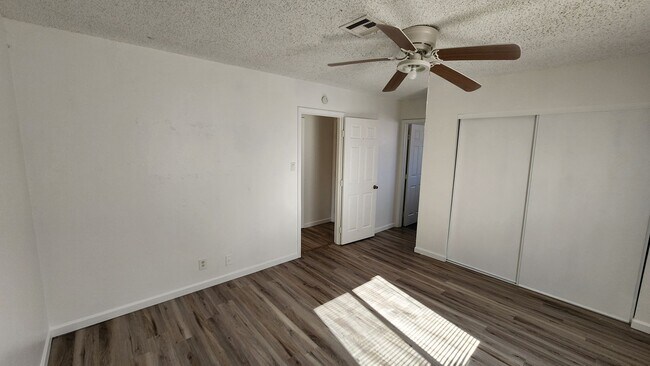 Building Photo - 6940 Hopkins Dr