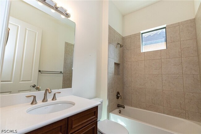 Building Photo - 11108 Esteban Dr
