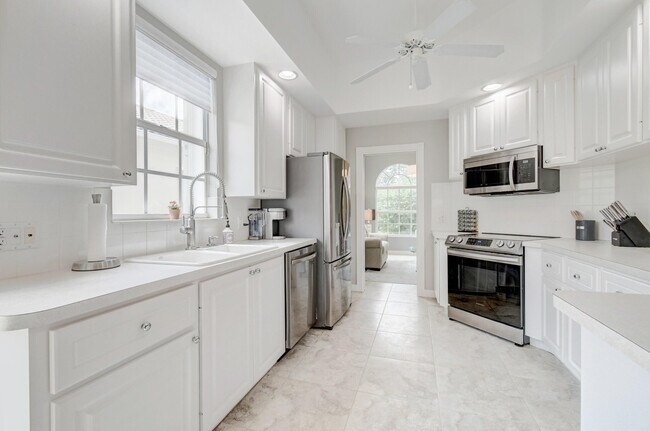 Building Photo - 8049 Nevis Pl