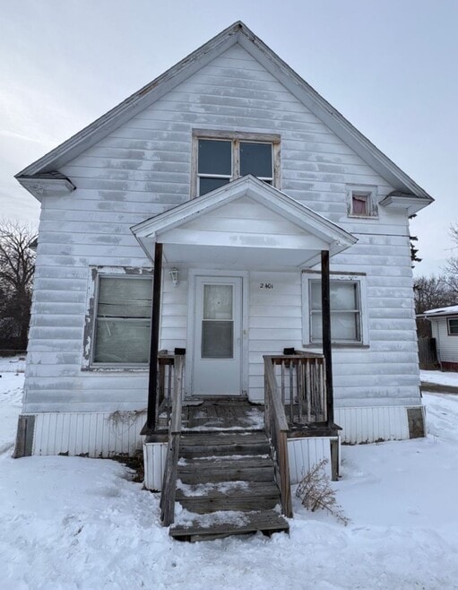 Building Photo - 2401 Lowell Ave