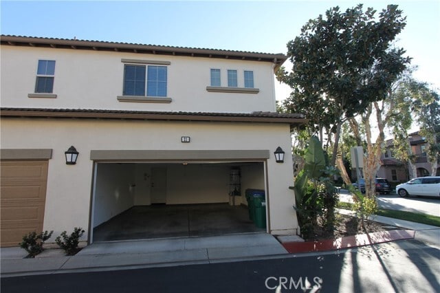 Building Photo - 21 Quartet