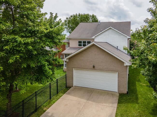 Building Photo - **LUXURIOUS GATED COMMUNITY IN FRANKLIN ZO...