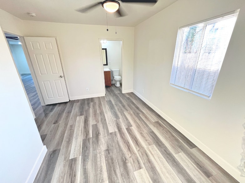 Building Photo - 1610 N H St