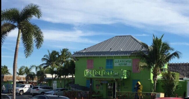 Building Photo - 4201 S Ocean Blvd