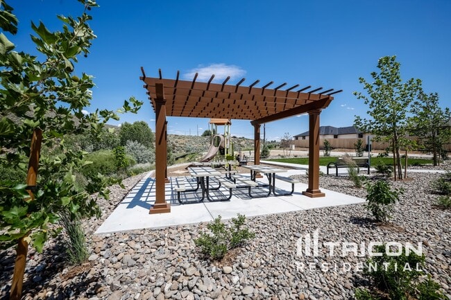 Building Photo - 758 Fire Wheel Dr
