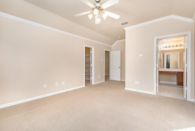 Building Photo - 4613 Penelope Ln