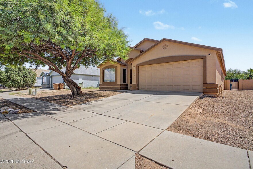Building Photo - 3735 W Fitzwater Ct