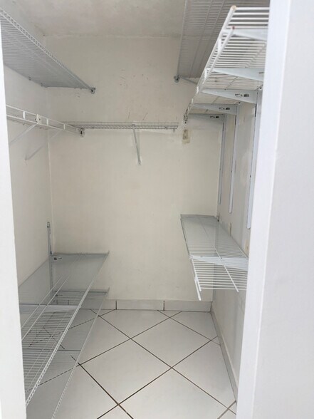Building Photo - 15157 SW 95th Ln