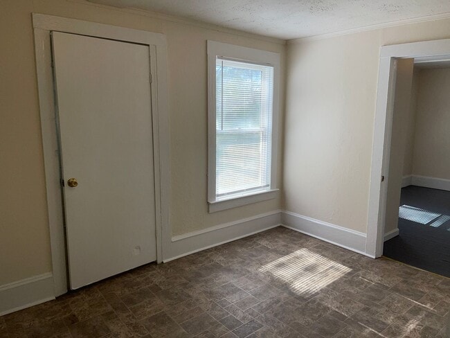 Building Photo - Adorable One Bedroom Apartment in Bessemer City!