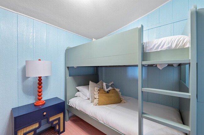 Building Photo - 8709 9th Ave NW