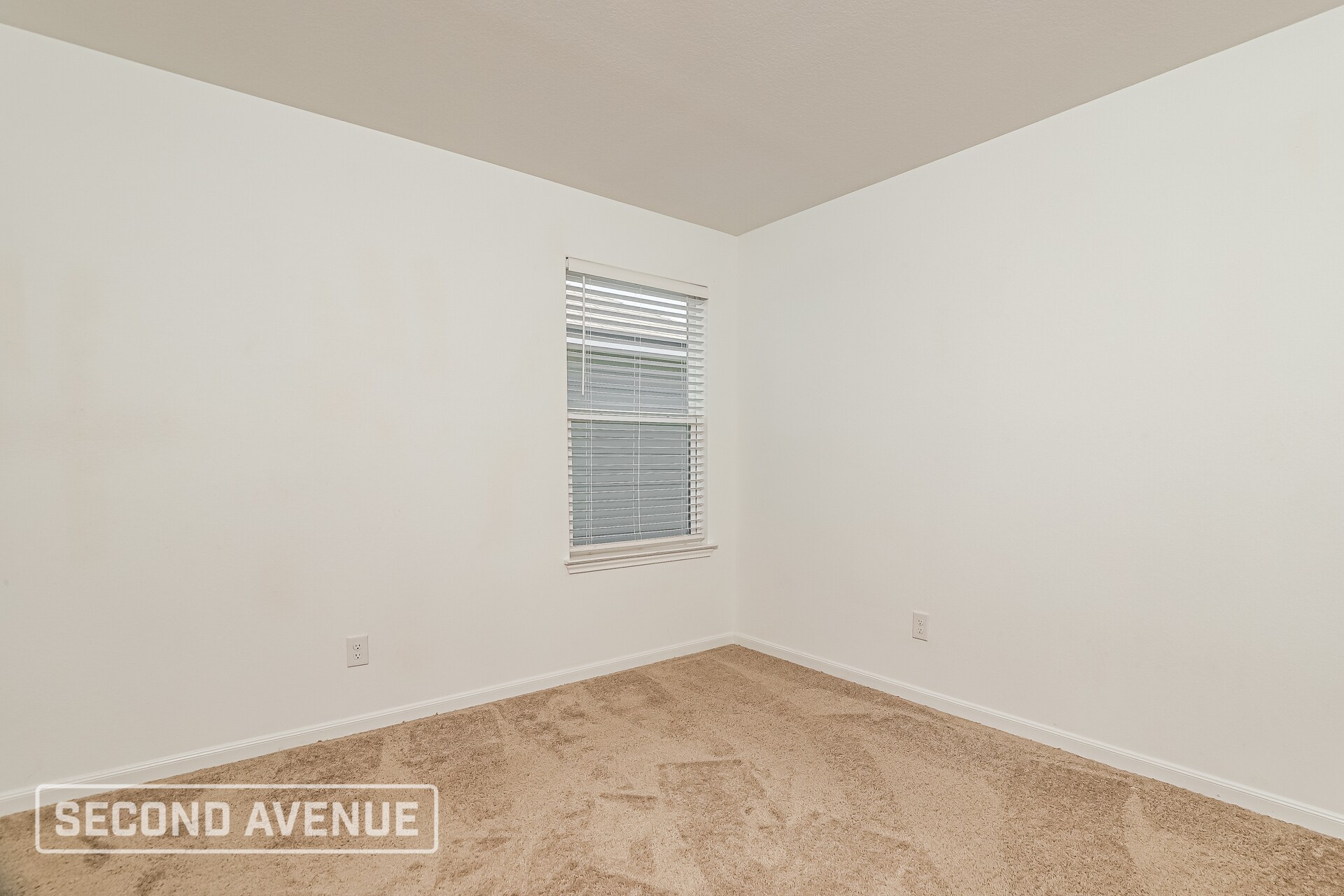 Building Photo - 10911 Lafayette Lp