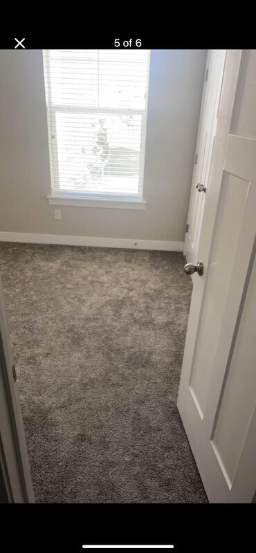Building Photo - 13233 Andros Ln