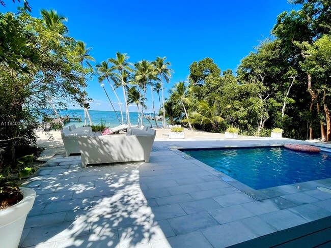 Building Photo - 96180 Overseas Hwy