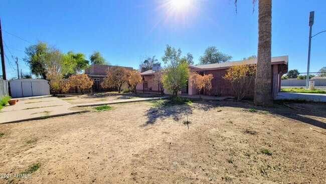 Building Photo - COMING SOON 3-Bedroom 2-bath REMODELED HOUSE