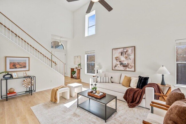 Building Photo - 11416 Dog Leg Dr