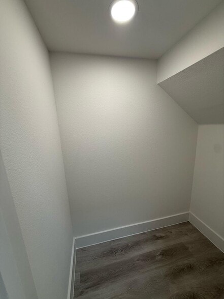 Building Photo - 144 Pinkie Holmes Dr