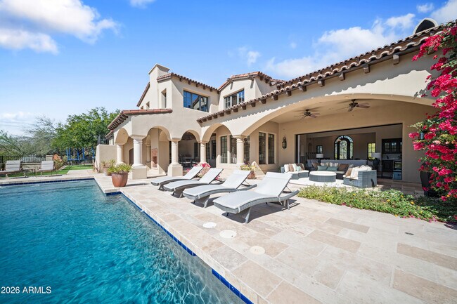 Building Photo - 9290 E Thompson Peak Pkwy