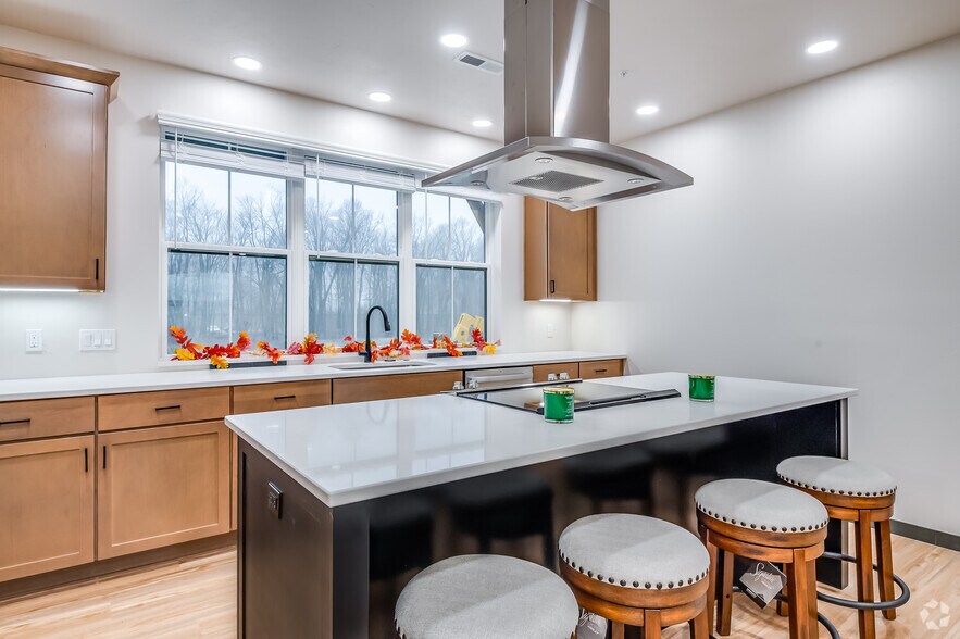 3BR, 2.5BA - 1,715SF - Kitchen - Whitetail Ridge at Elkhart Lake