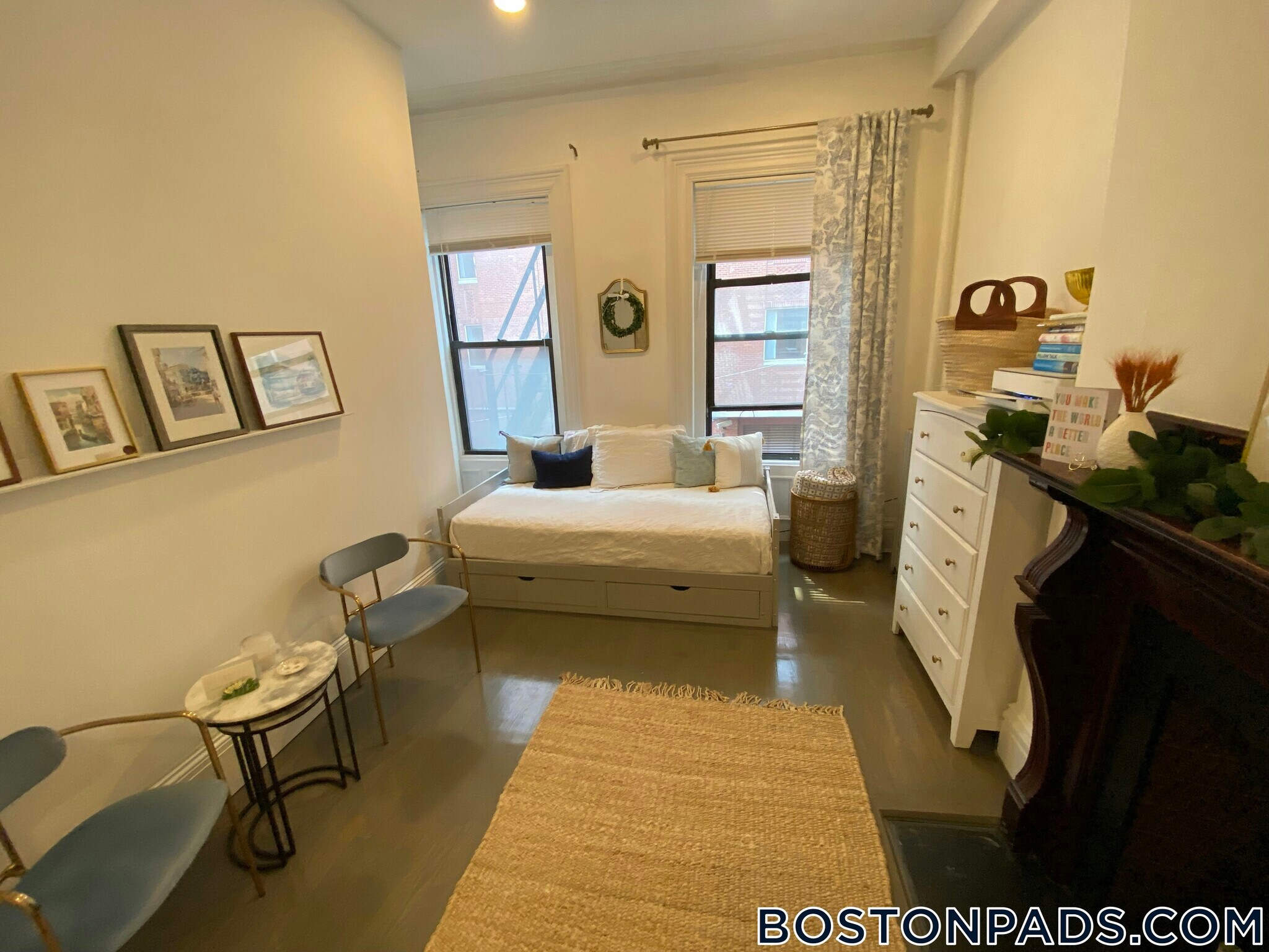 Building Photo - 270 Newbury St