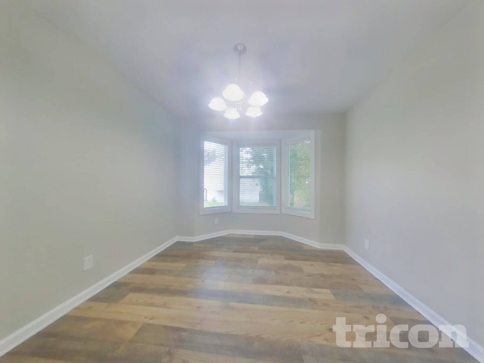 Building Photo - 1820 Crestwood Dr NW