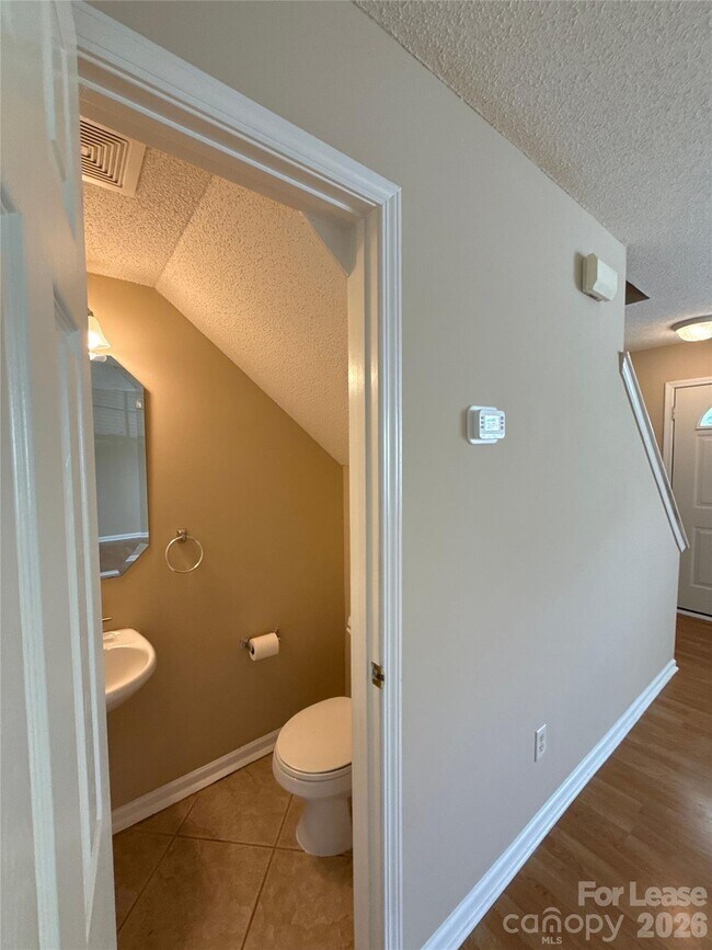 Building Photo - 3402 Southern Ginger Dr