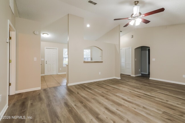 Building Photo - 4088 Everett Ave