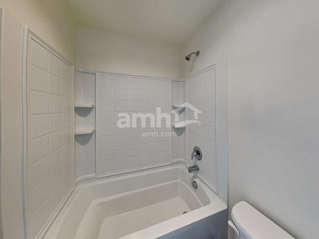 Building Photo - 1950 NW 23rd St