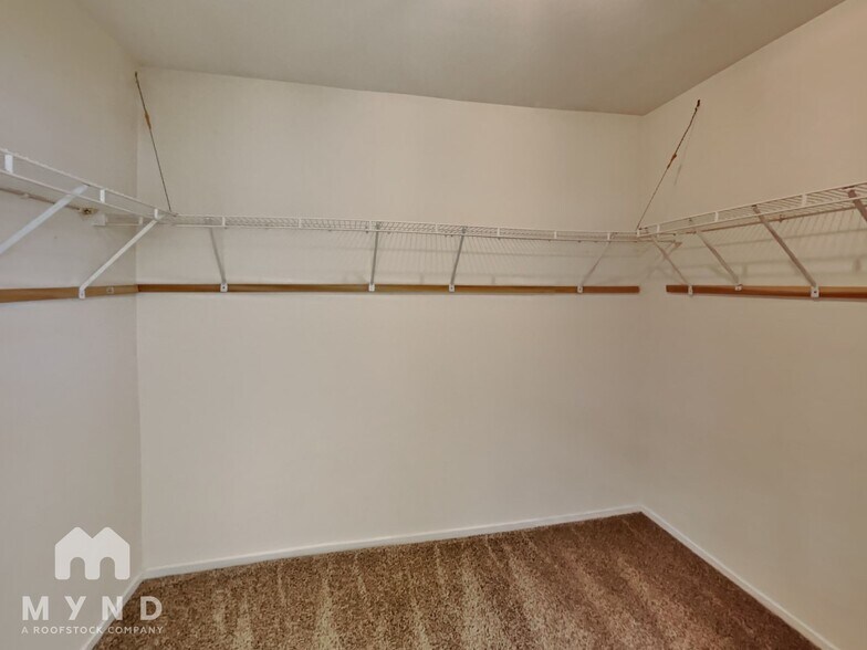 Building Photo - 5853 Tarpon Glade Ct