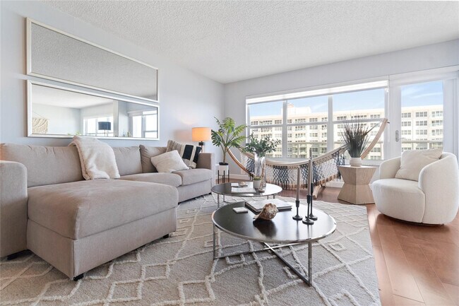 Building Photo - 3500 Galt Ocean Dr