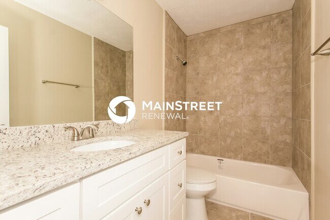 Building Photo - 3 Bedroom Pet-Friendly Home in Lithonia, GA with Main Street Renewal