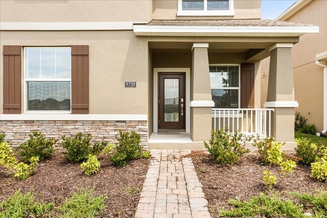 Building Photo - Spacious 5-Bedroom Solar Home for Rent in ...