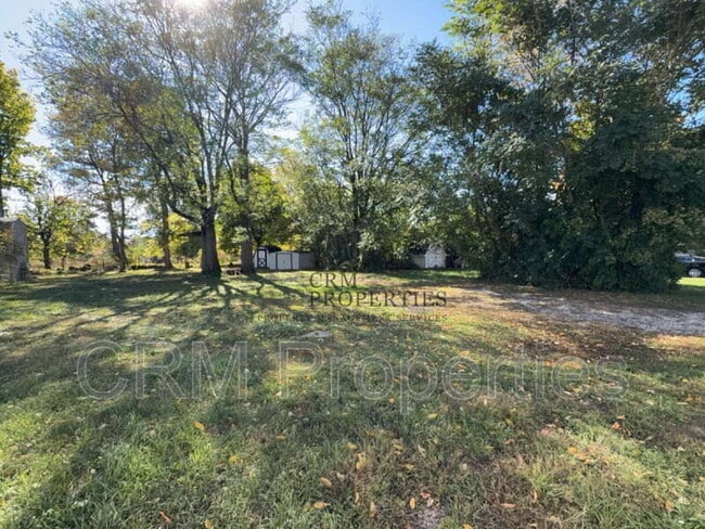 Building Photo - 1233 E Jefferson St