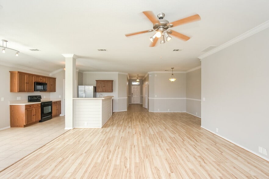 Building Photo - 4521 Napa Valley Dr